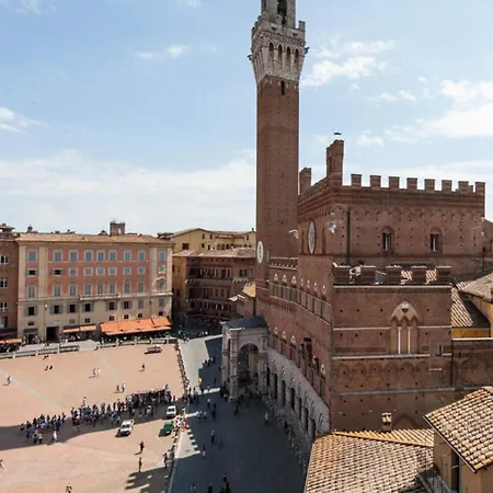Daire Torre Dei Lambertini Windows On Piazza Del Campo - Residenza D'epoca *