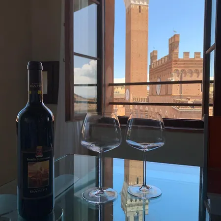 Daire Torre Dei Lambertini Windows On Piazza Del Campo - Residenza D'epoca Siena