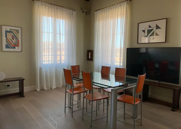 Apartamento Torre Dei Lambertini Windows On Piazza Del Campo - Residenza D'epoca Siena