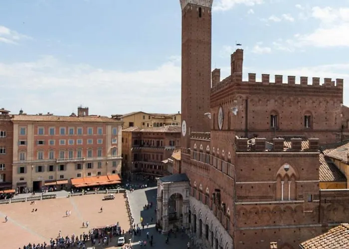 Apartamento Torre Dei Lambertini Windows On Piazza Del Campo - Residenza D'epoca *
