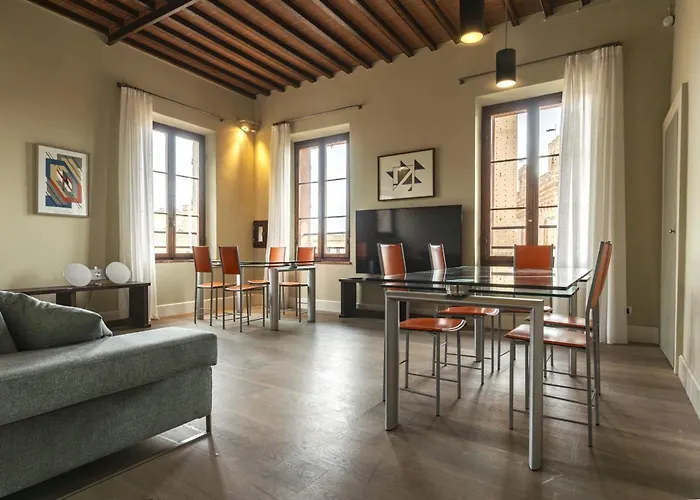 Apartamento Torre Dei Lambertini Windows On Piazza Del Campo - Residenza D'epoca Siena