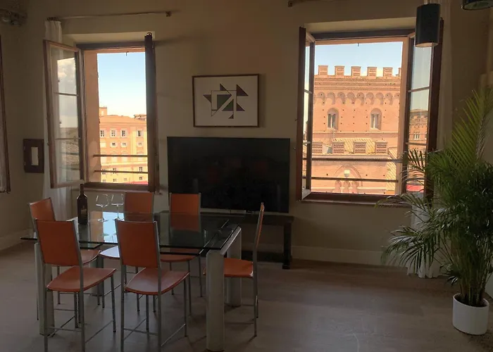 Apartamento Torre Dei Lambertini Windows On Piazza Del Campo - Residenza D'epoca *